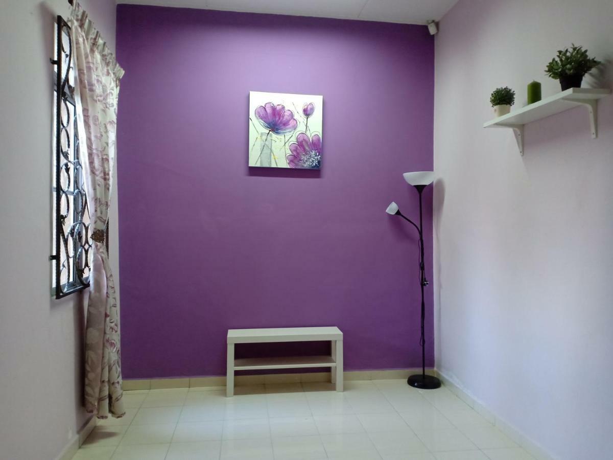 Muslim Dinaim Homestay Танджунг Малим Екстериор снимка